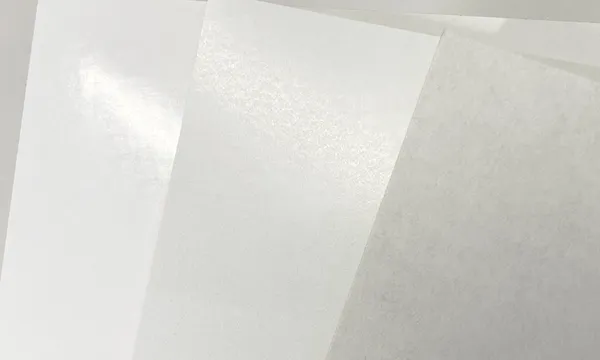訂正シール 紙の種類